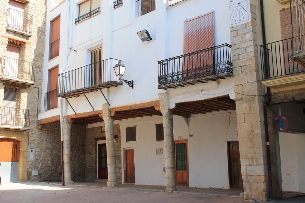 Casa Rural El Planet De Maella Casa Rural En Castellon Casa Rural Con Jacuzzi Casa Rural En Xert Casa Rural Cerca De Morella Chert Ruang foto